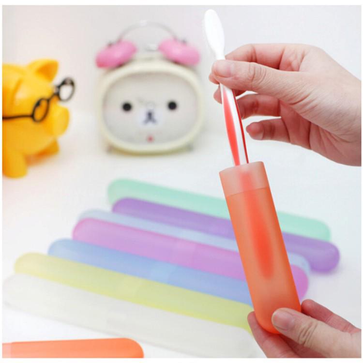 Portable Dustproof Toothbrush Holder Case