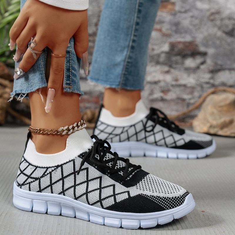Large size spring new fly-woven breathable lace-up women's flat-bottomed lace-up sports women's shoes