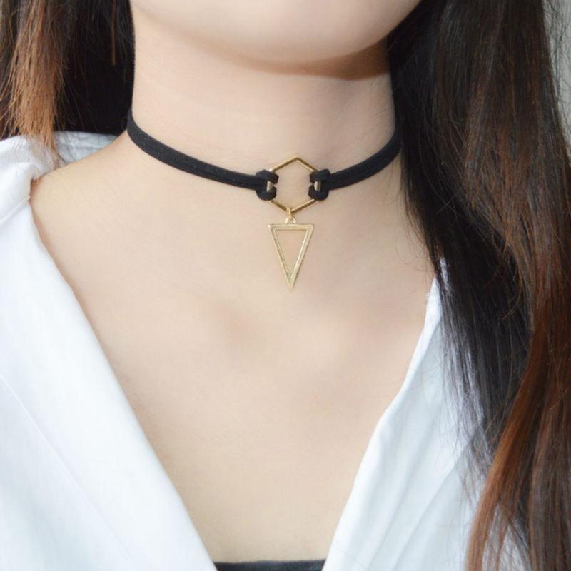 Mujer Punk Góticas Harajuku Grunge PU Collar Gargantilla Collar Joyería Corazón Grueso