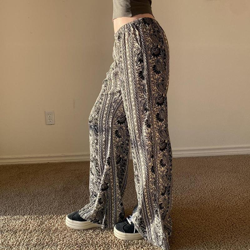 Женские брюки с абстрактным принтом — фото 3