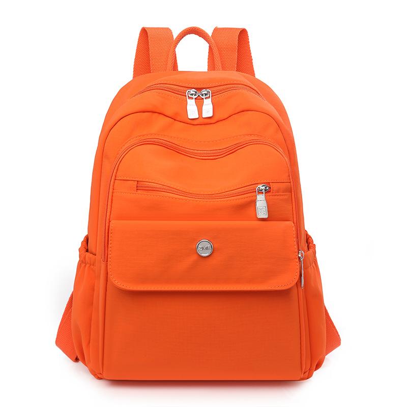 Einfarbiger Rucksack Große Kapazität Outdoor-Reisetasche Studenten Leichter Pendlerrucksack