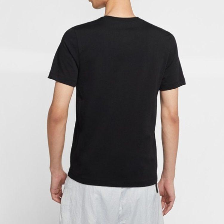 Nike T Shirts Men's Crew Neck Moderate Straight Fit CW4821-010