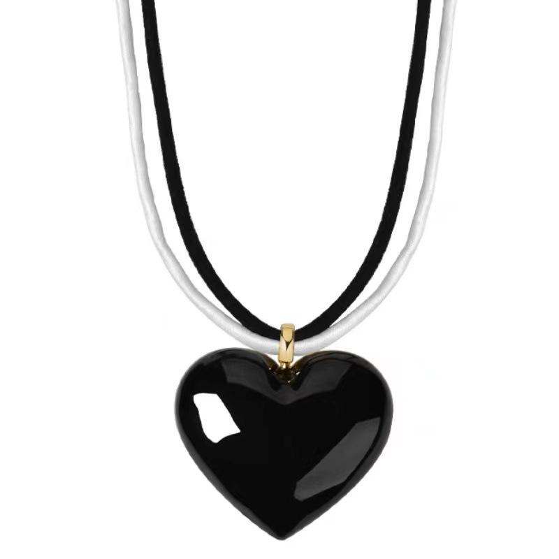 Meier Enamel heart pendant sweater chain - unique necklace, trendy and versatile cream double-sided long chain