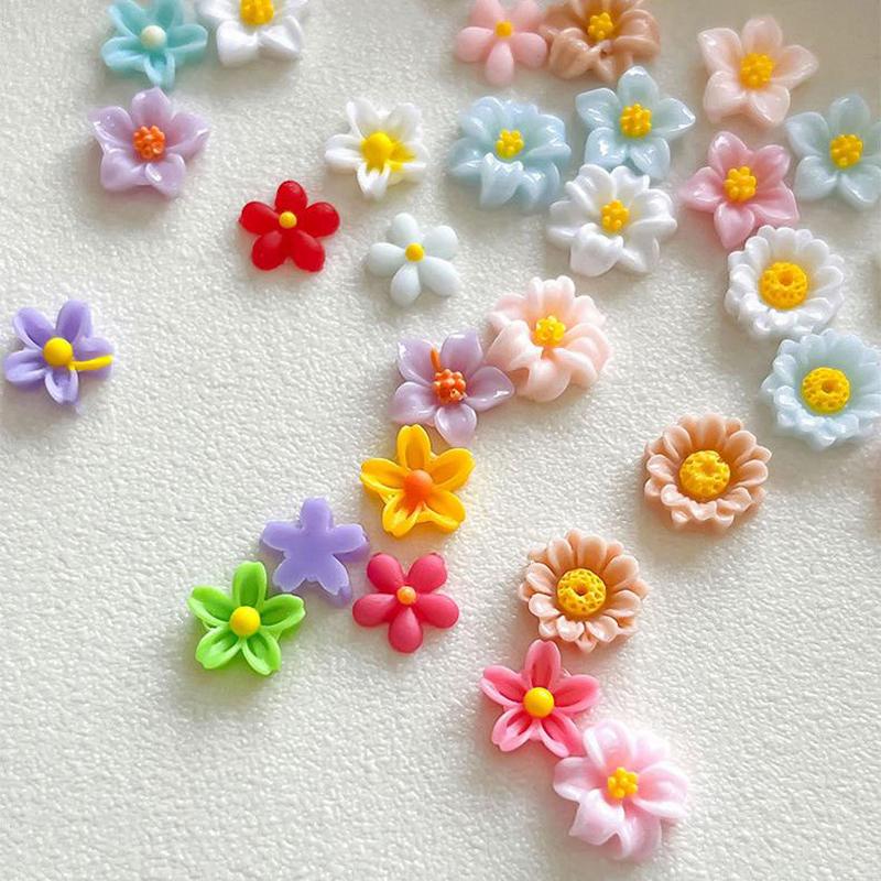 50Pcs Colorful Flower Nail Accessories Daisy Five Petal Flower Resin Nail Drill 3D Mixed Flowers Nail Jewelry Decorative Materia