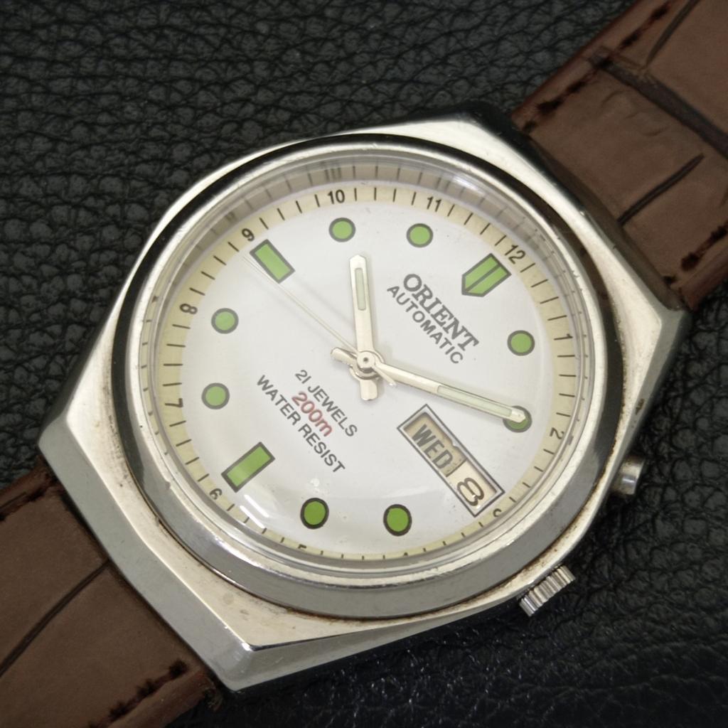 VINTAGE ORIENT AUTOMATIC 46943 JAPAN MENS WHITE COLOR DIAL WATCH a700714-5 R204-a700714