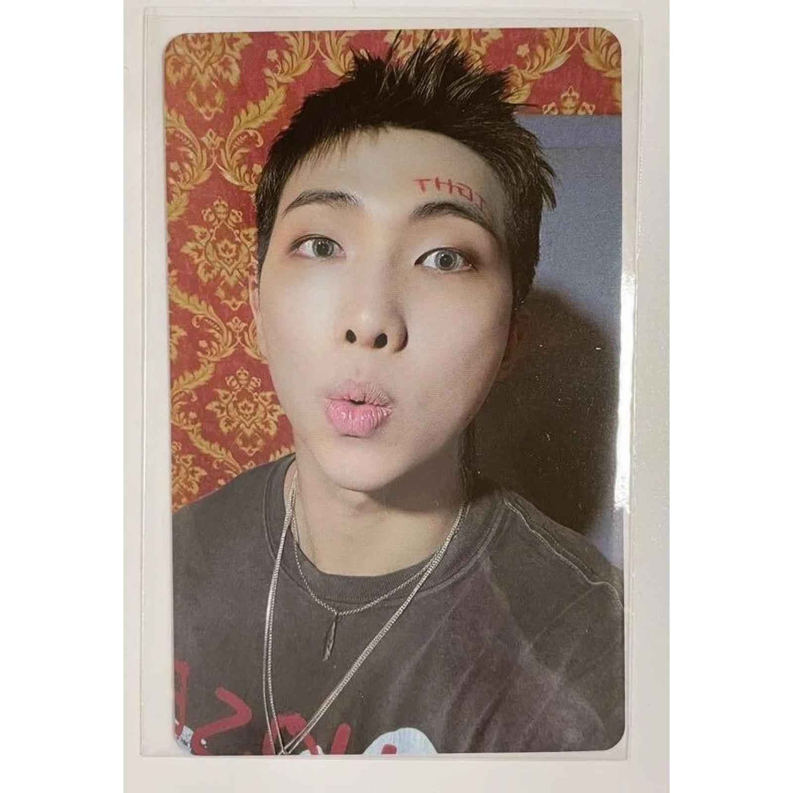 BTS 2022 ПОЗДРАВЛЕНИЕ С НОВЫМ ГОДОМ Фотокарточка Официальная RM