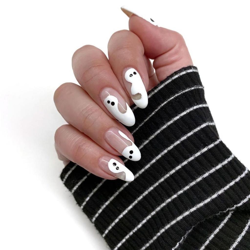 2025 New Halloween Wear Nail 3D Three-dimensional Nail Art False Nails European and American Spider Bat Nail Pieces