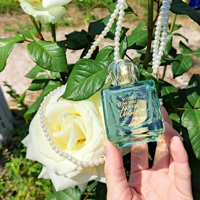 Eau de parfum This Love 50 ml için