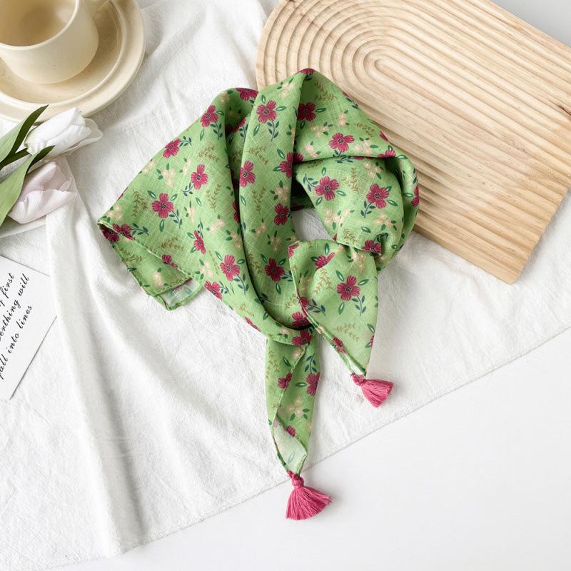 Small Fresh And Sweet Silk Scarf Square Scarf High-End Cute Style With Cotton And Linen Small Square Scarf Women'S Scarf Fringed Pendant
