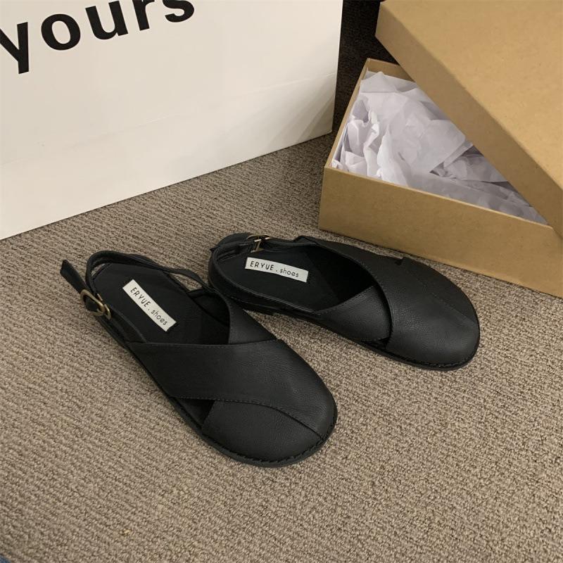 Baotou sandals women's summer new Korean version French retro Mori fairy style casual flat Roman shoes tide