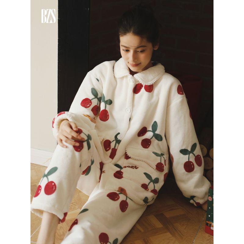 

24-летний Зимний Новинка Рождественская Пижама Может Быть Верхней Одеждой Домашней Одеждой Флисовая Утепленная Молочное Волокно Кашемировый Костюм Cherry Bear XL [recommend 67.50 kg-77.50 kg]]