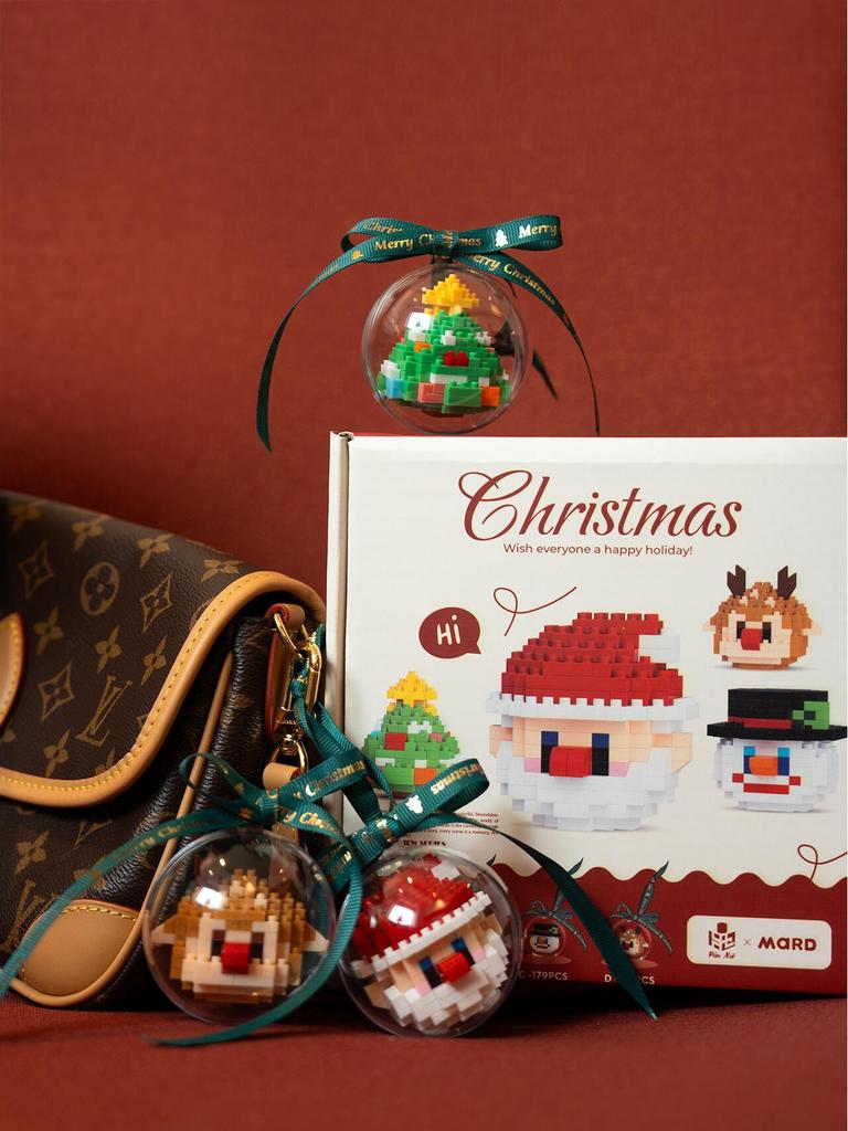 MARD Original Christmas Building Blocks: Santa Claus, Reindeer, Snowman, and Tree Ornaments DIY Toy Set