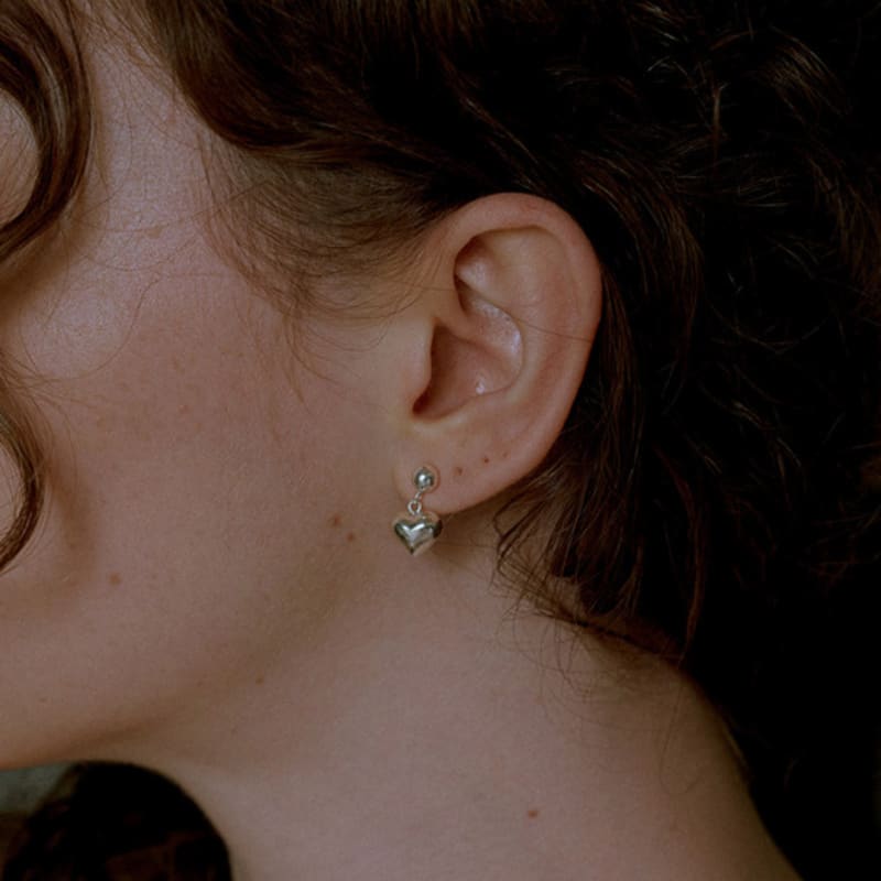 

STUDIO LEIGH MINI LOVE & BALL EARRING SILVER