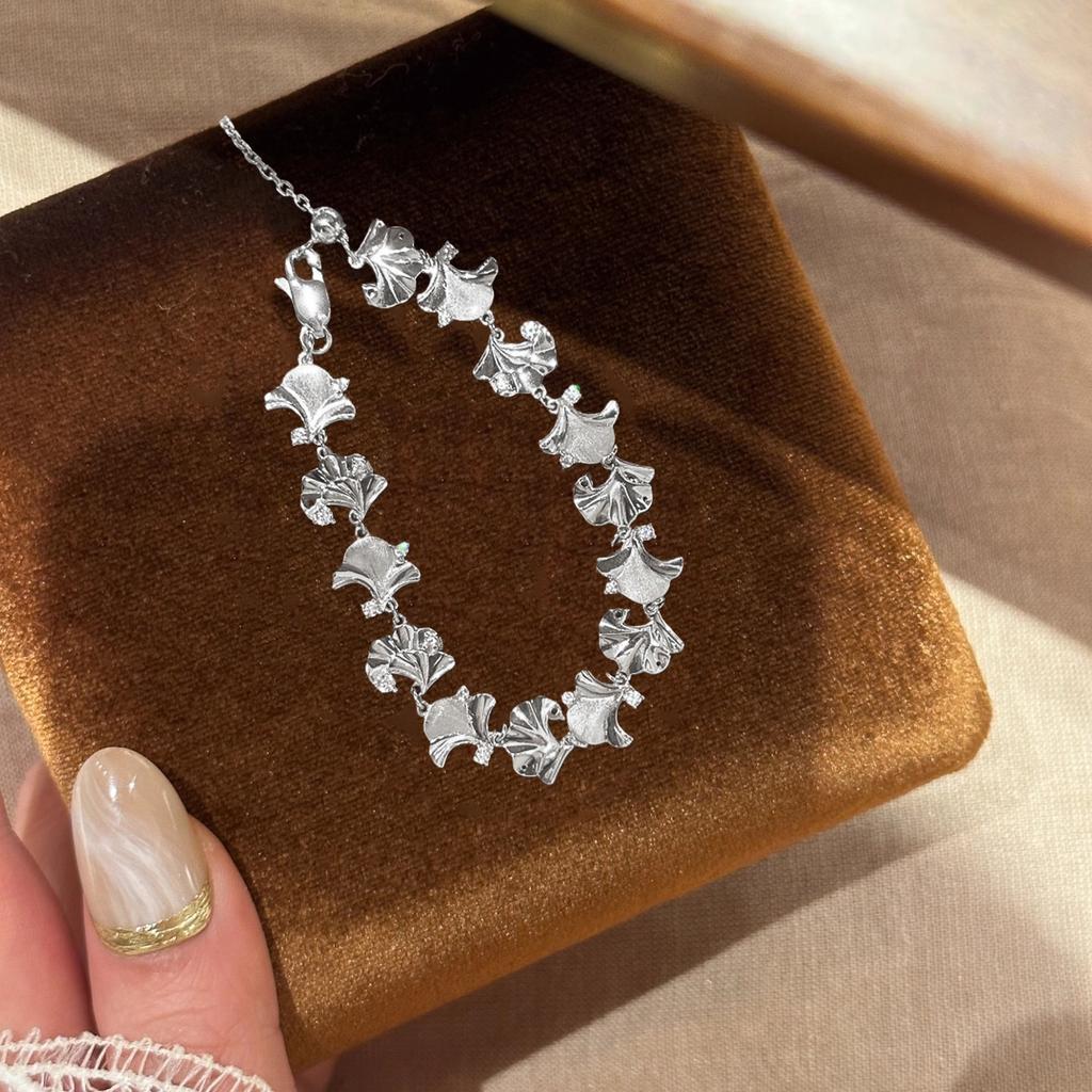 2026 Gold Brushed Diamond-encrusted Ginkgo Leaf Bracelet Light Luxury High-end Heavy Industry Thousand Gold Feeling National Style Leaf Jewelry