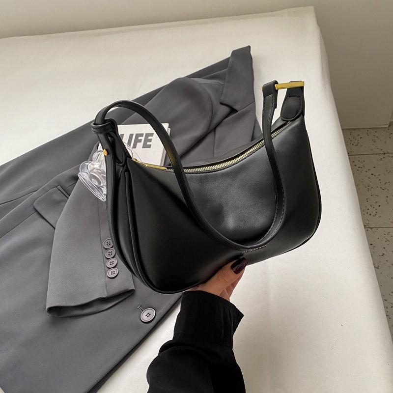 

2023 French Retro Handbag: Large Capacity, Fashionable Autumn/Winter Shoulder & Crossbody Bag, Simple Dumpling Design Standard чёрный