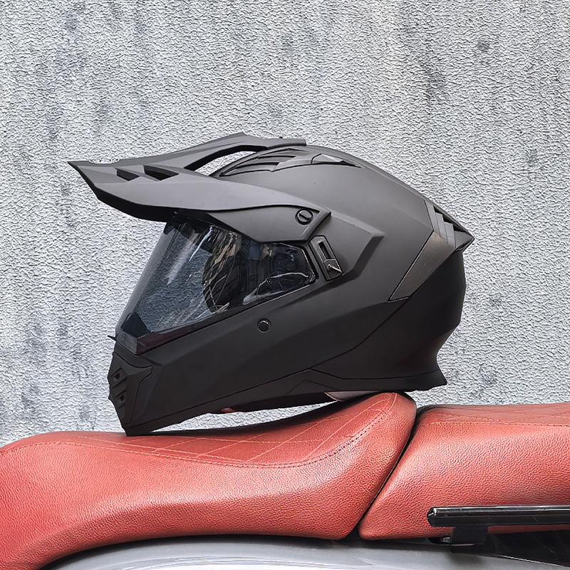 Unisex Motorcycle Rally Helmet with Single Visor for Road and Off-Road Long Distance Travel