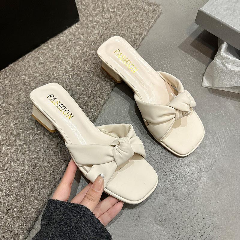 Wind 2025 new thick heel cool slippers women's fashion outer wear versatile one-word drag low heel sandals summer