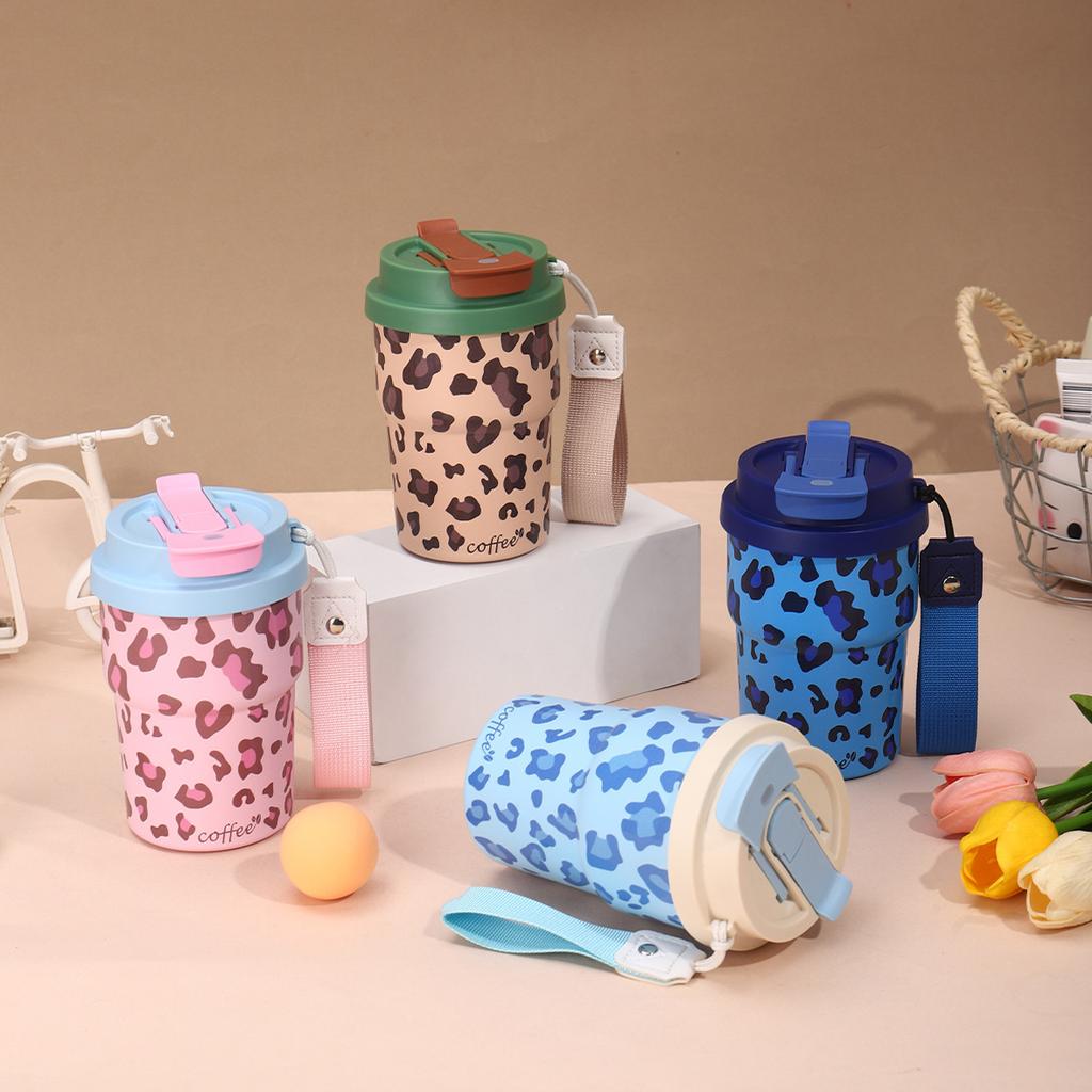 500ml Tragbarer Hochwertiger Wassertrinkbecher mit Leopardenmuster und Trageseil Mini-Autobecher 304 Edelstahl Isolierbecher