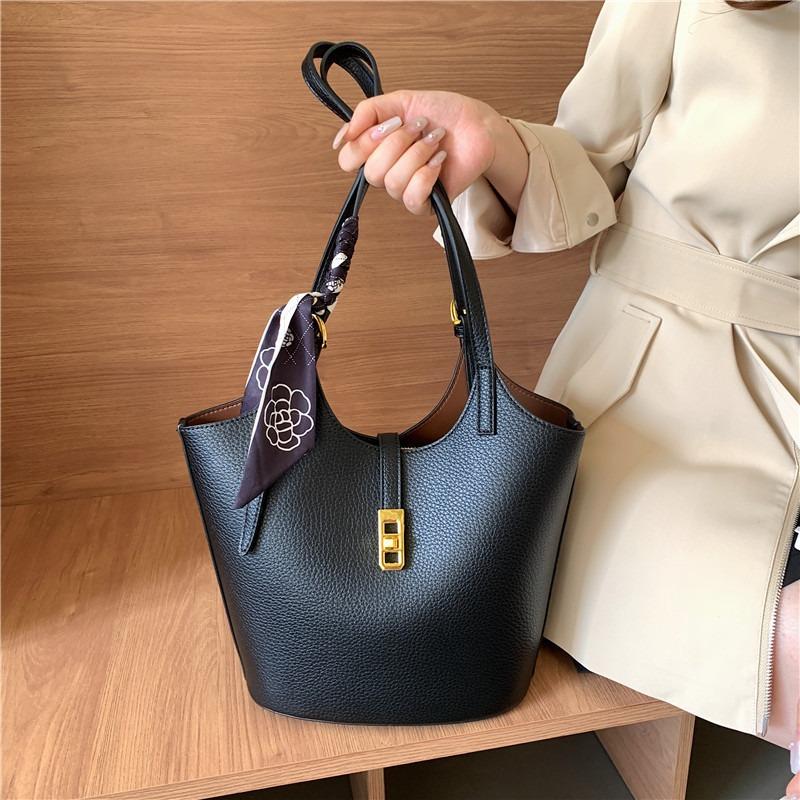 New Commuter Vegetable Basket Bag Women's Mother Bag with Silk Scarf Shoulder Bag Large Capacity Bucket Bag