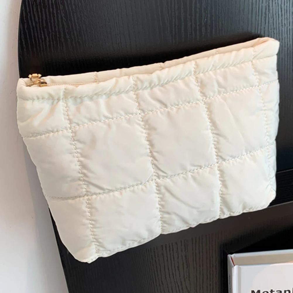 Women Cosmetic Pouch Padded Quilted Toiletry Bag Large Capacity Makeup Organizer Bag Solid Color Travel Cosmetic Bag