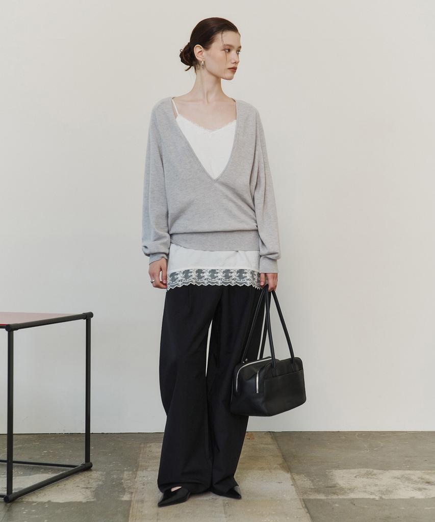 SIYAZU Sikn2202 Soft Wool Deep V-Neck Knit_Light Gray