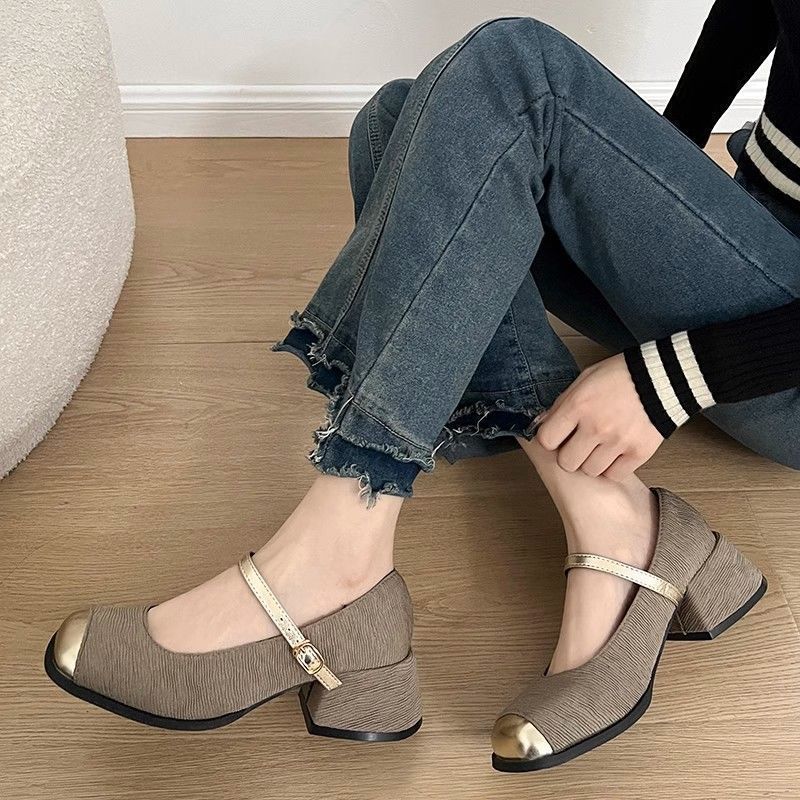 Skinny British style summer Internet celebrity single shoes women's fried street high value shallow mouth spring retro explosion Mary Jane shoes