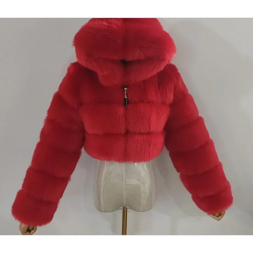 VAYLA Herbstlicher, flauschiger Kunstpelzmantel für Damen, flauschiger Kapuzenmantel, gerader Schnitt, kurze Winterpelzjacke, modische Streetwear, neu