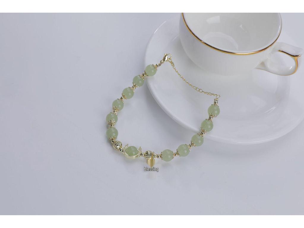 Pulseira Hetian Jade Fu para Mulheres, Design Único, Atraente de Riqueza, Adequada para Estudantes, Presente Ideal em Estilo Antigo para Melhores Amigas.