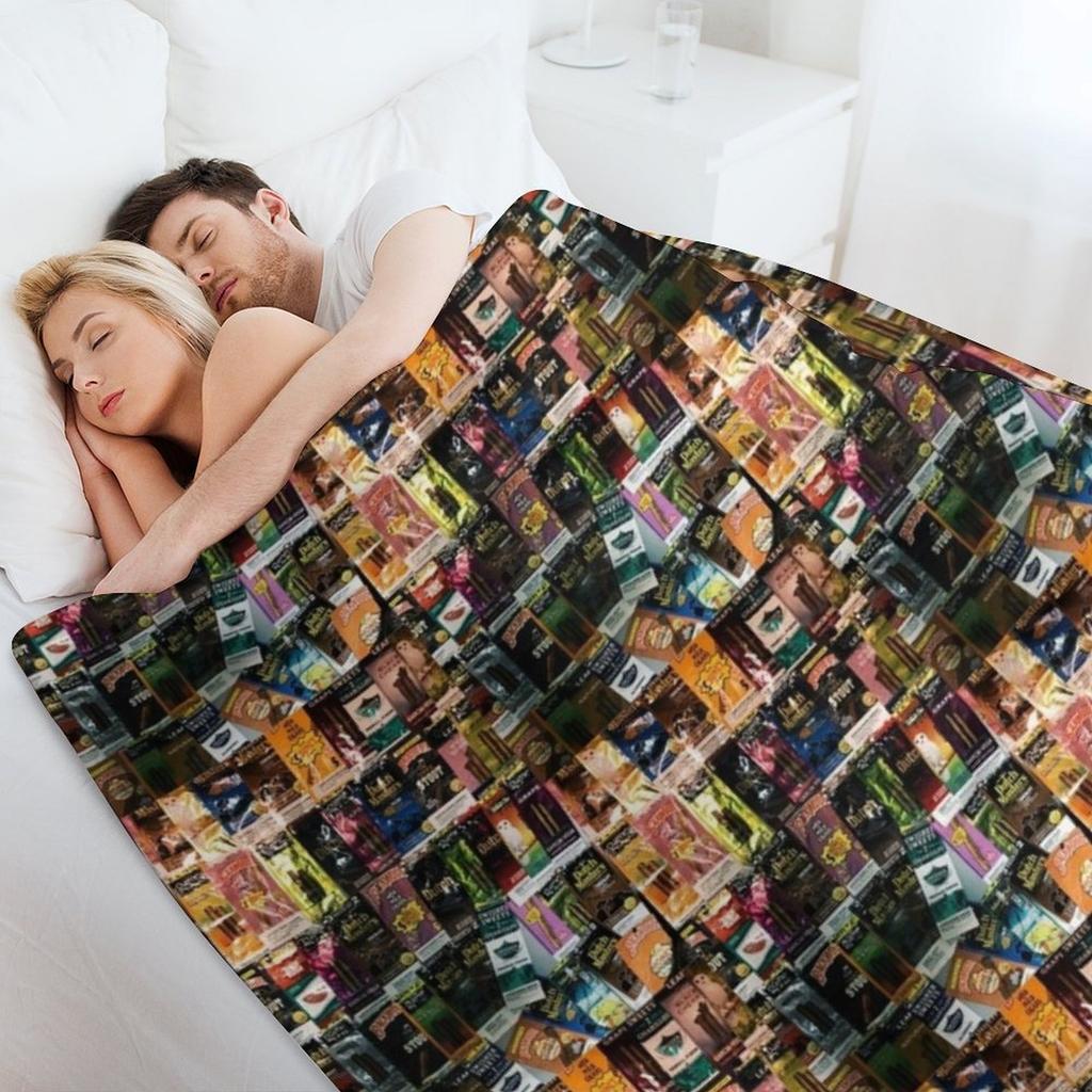 Bluntwrap Background Throw Blanket Designers Vintage Bed covers Bed Blankets