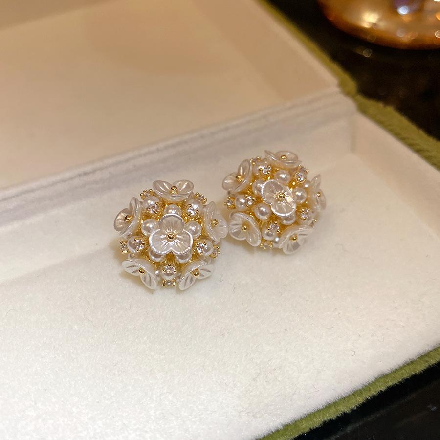 K real gold electroplated Korean zircon flower pearl stud earrings niche high-end earrings exquisite simple earrings women