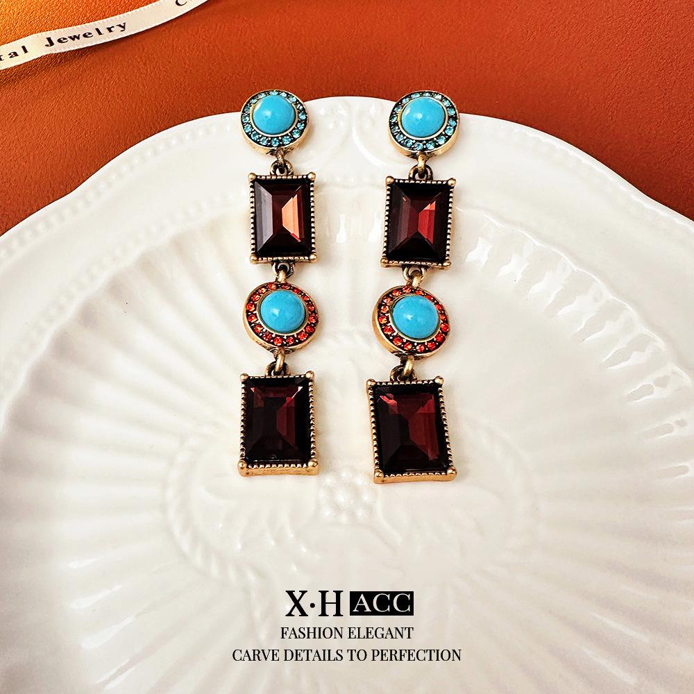 Vintage Bow Earrings: Timeless, High-End Retro Fashion Accessory