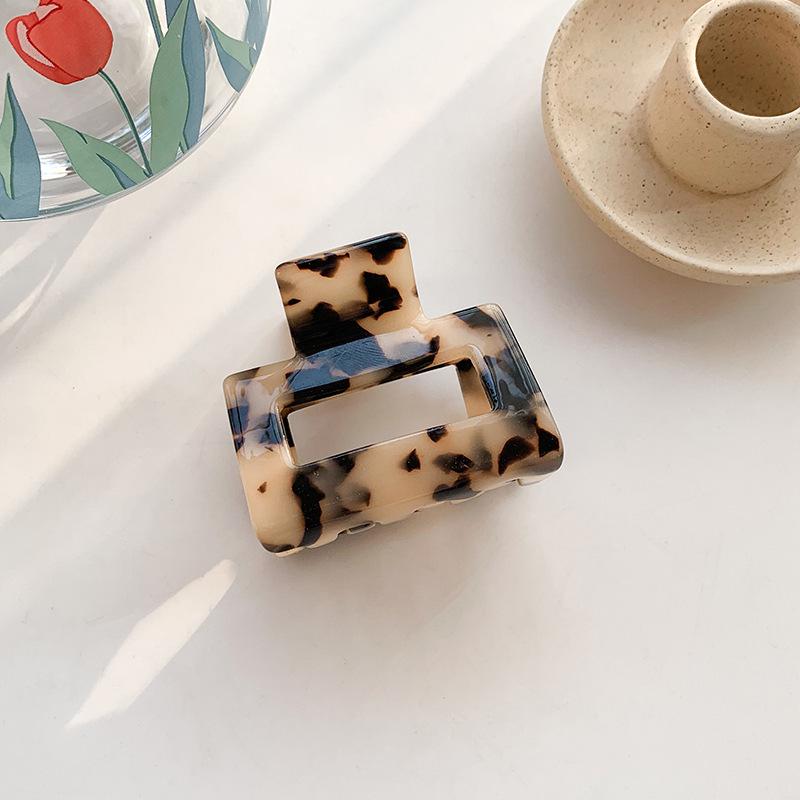 Korean Floral Acetate Medium Claw Clip - Versatile Hair Accessory