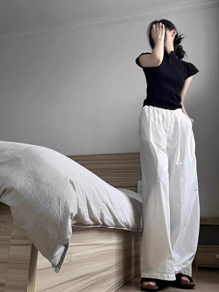 Women's Spring Chinese-Style Slim Fit Buttoned Short-Sleeve T-Shirt with Stand Collar and Ruffle Sleeves