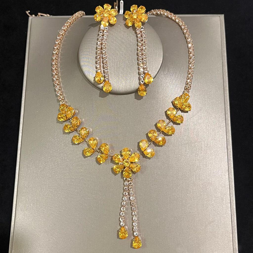 European and American High-End Floral Necklace Set