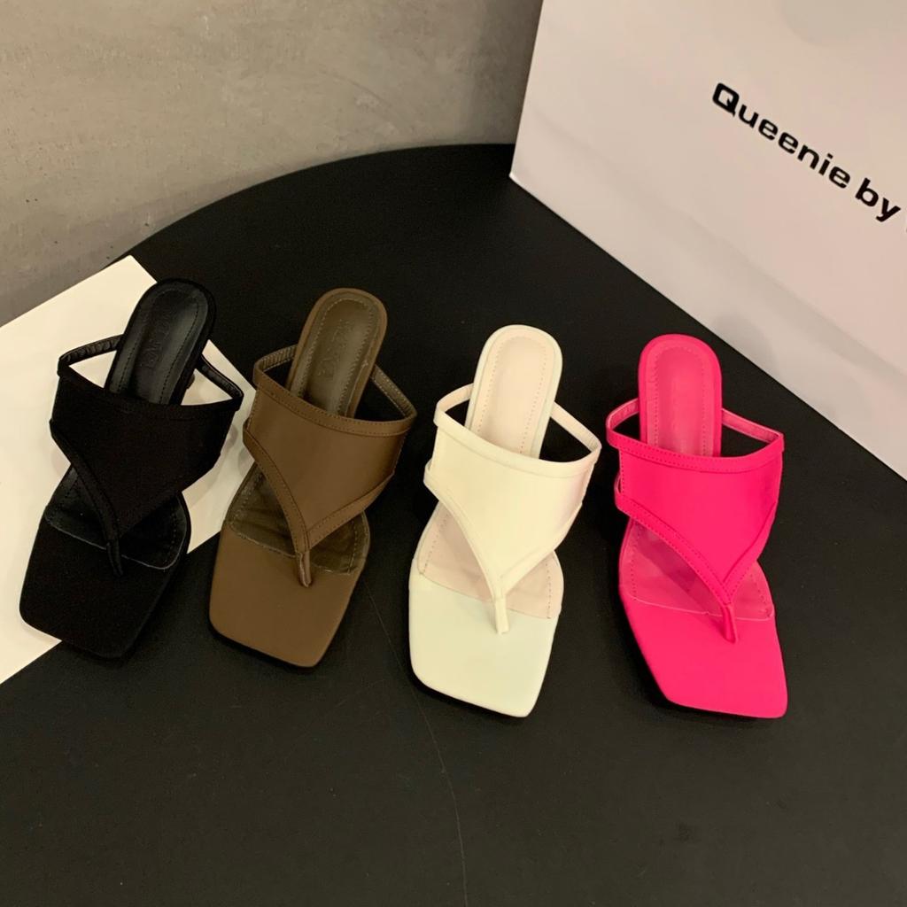 French pinch flip-flops shoes women's shoes summer wear 2025 new Internet celebrity temperament sandals high heels sandals