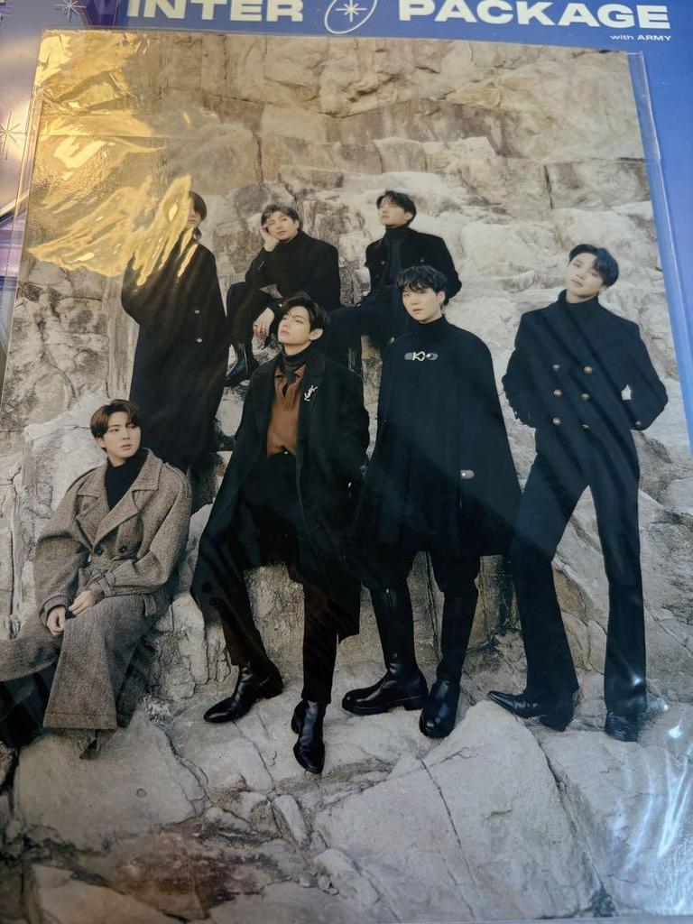 [USED] BTS 2021 WINTER PACKAGE