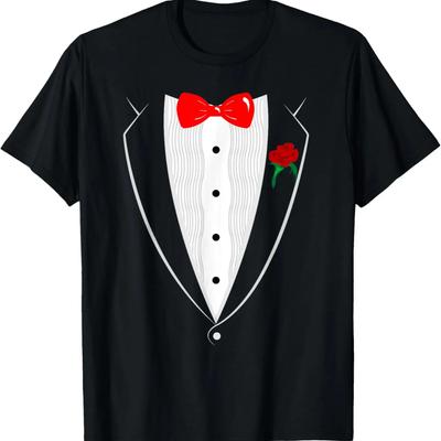Smoking Preto e Branco com Babados e Camisa Rosa