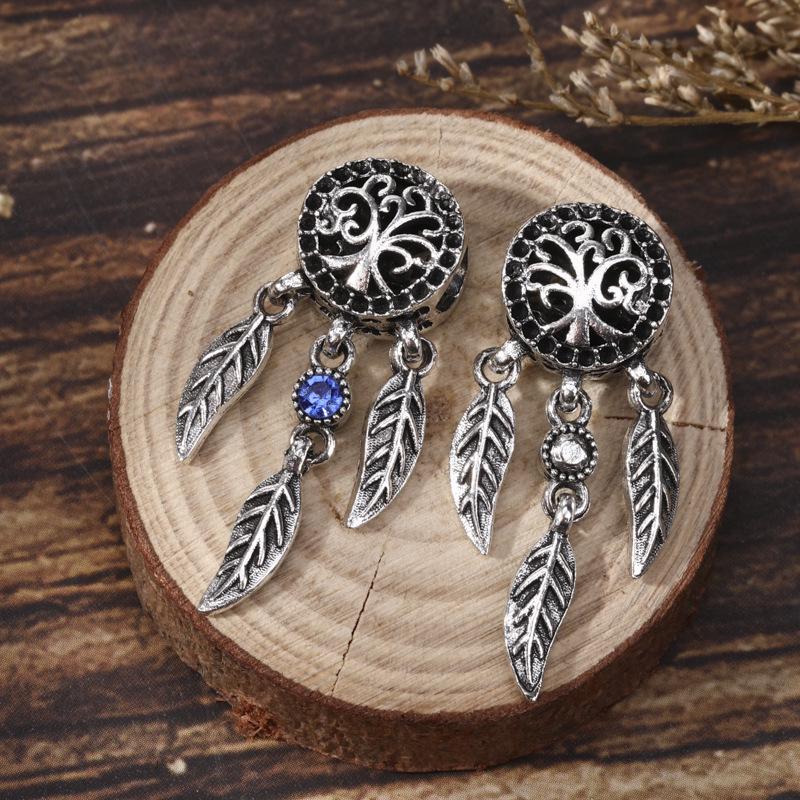 

Тибетское серебро Двусторонний Этнический Ловец снов Луна и Бабочка Браслет