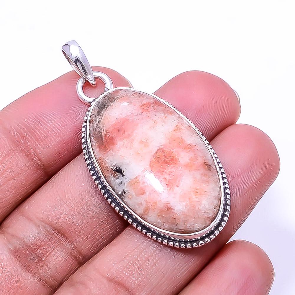 

Golden Sunstone -Madagascar 925 Sterling Silver Bali Pendant 1.95 P17