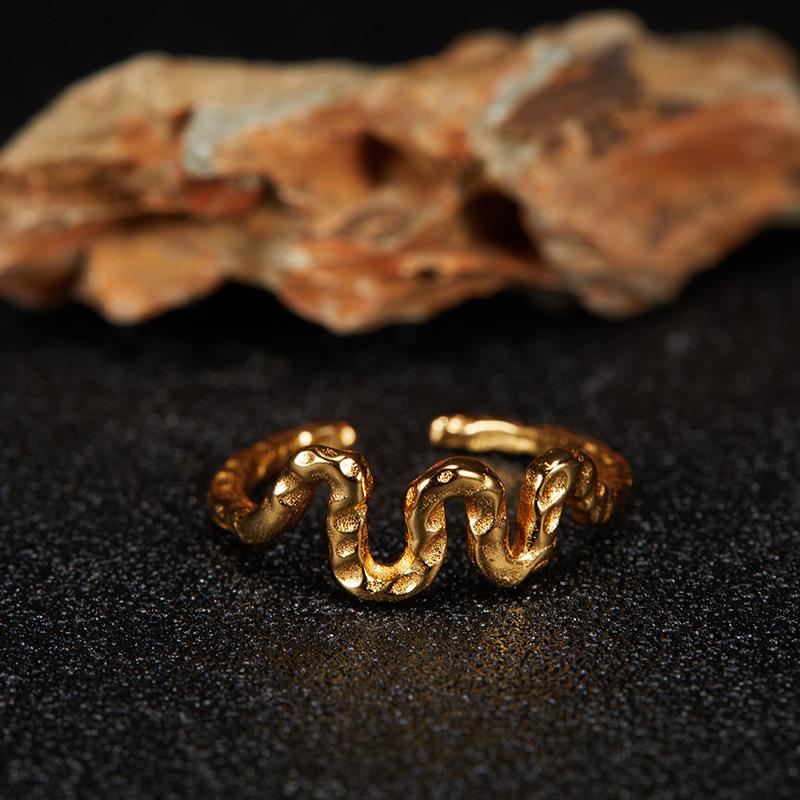 

S925 Sterling Silver Snake Ring, Male And Female Couples Ring, Natural Colorful Treasure, Spirit Snake Index Finger Ring, Niche Light Luxury