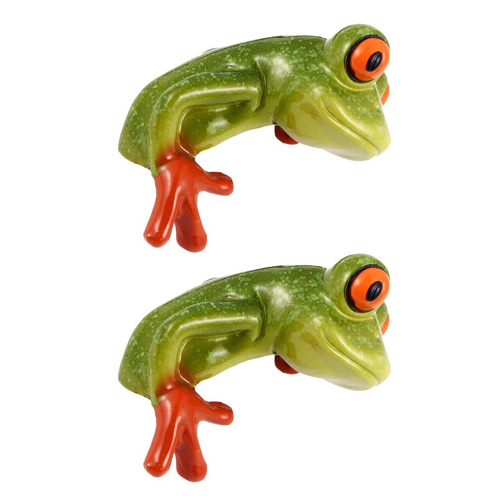 2 Pcs Miniature Chaste Frog Ornament Outdoor Table Decor Resin Desktop Decoration
