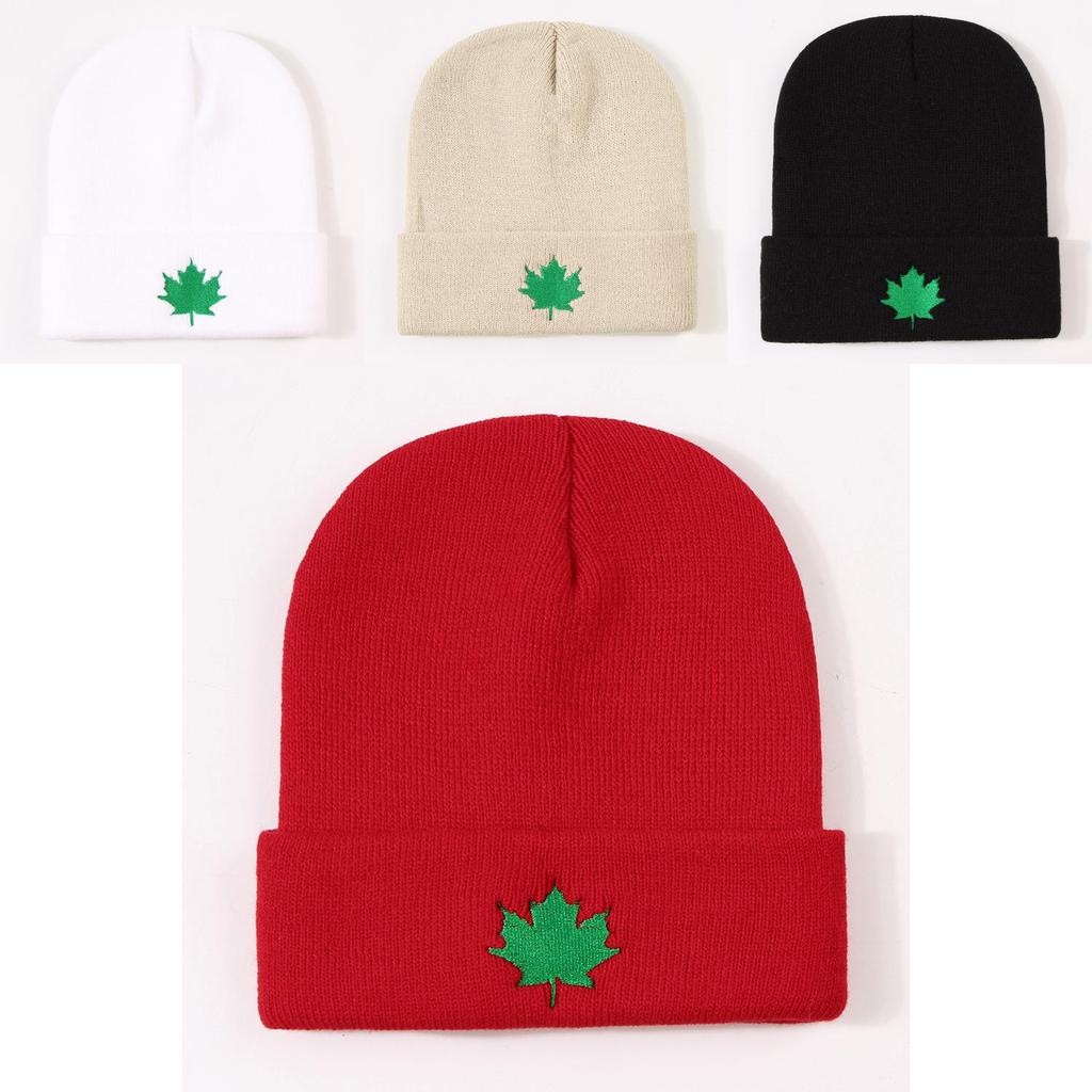 Ladies' Fashion Maple Leaf Embroidery Knit Hat Warm Windproof Winter Beanie