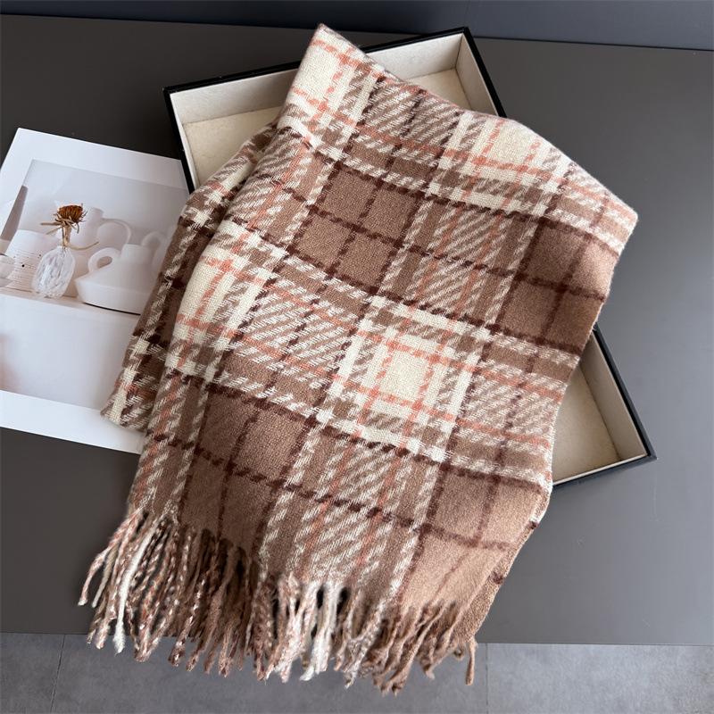 

Клетчатый Атмосфера Осень И Зима Теплый Шарф Женский Шаль Универсальный Повседневный Круговой Пряжи Бахрома Имитация Кашемира Шарф 200cmX65cm (with tassel)