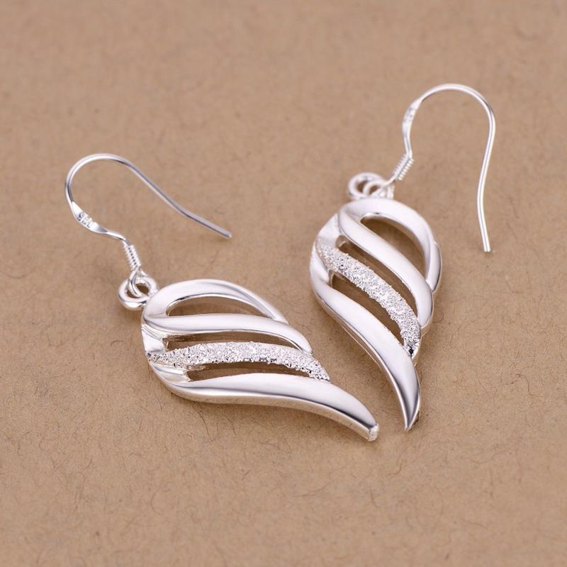 New 925 Sterling Silver Earrings Hot Hearts For Women Exquisite Student Girlfriend Jewelry Accessories Wedding Fashion Gift
