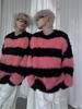 Maglione Retro da Uomo in Finta Pelliccia di Vison - Lavorazione a Maglia con Strisce a Contrasto, Morbido e Accogliente per Autunno/Inverno