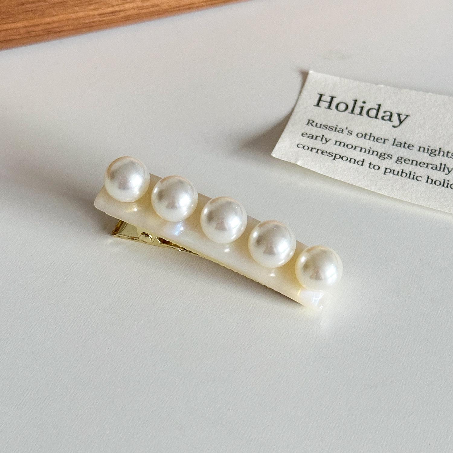 

Stylish Hair Acetate Clip In Striped Pink And Classic Black With Decorative Design Pearl Colorful White 5.4cm