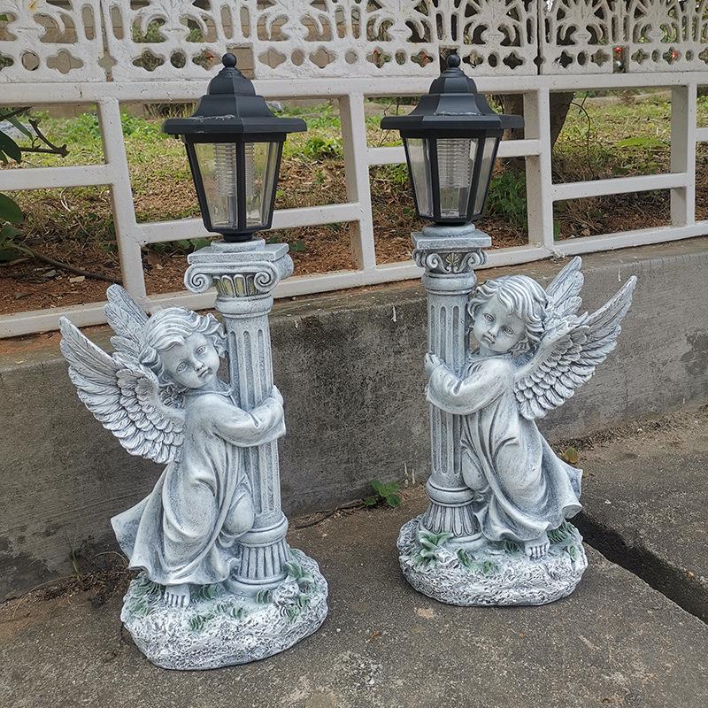Ornamento da Giardino Solare Angelo Retrò Scultura in Resina