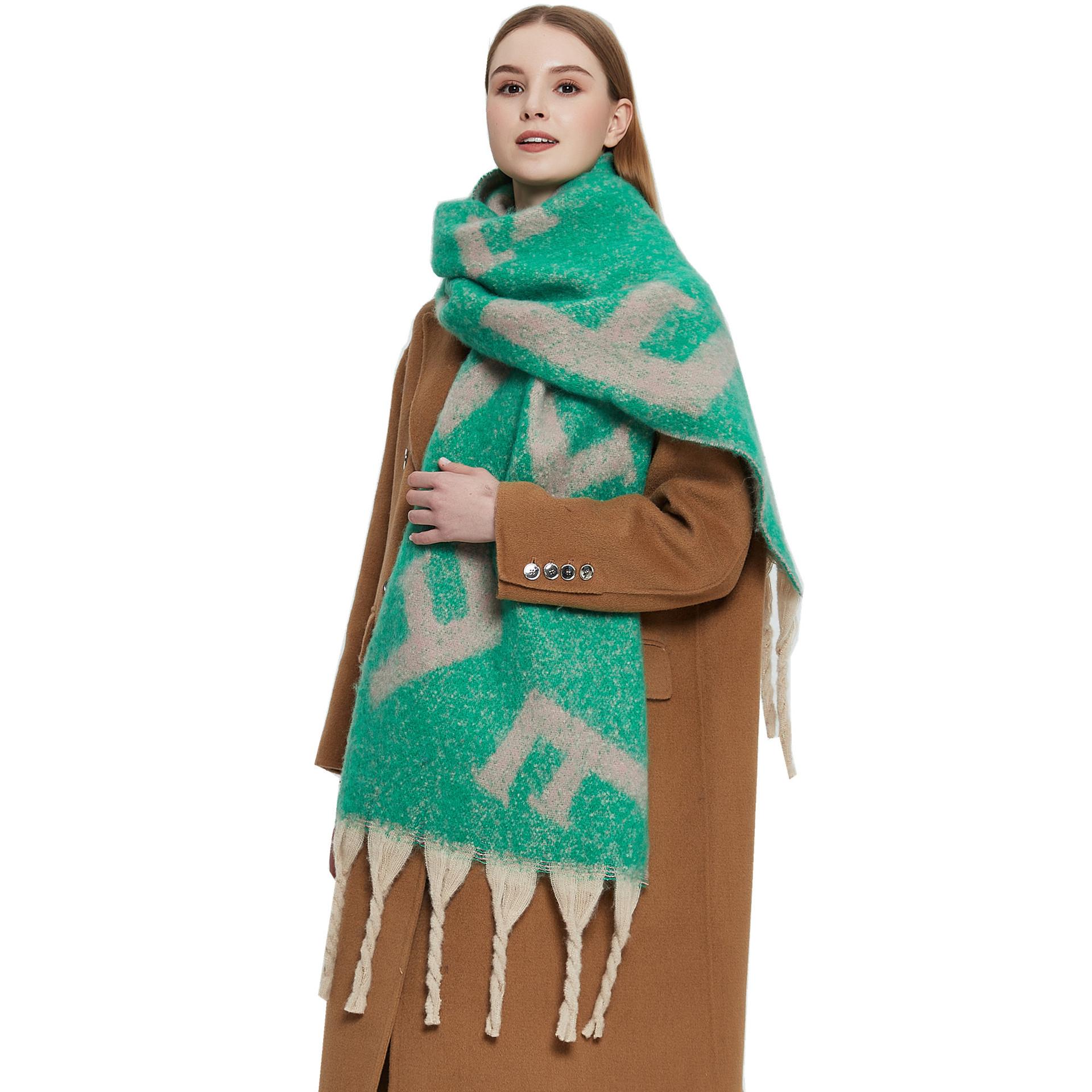 Женская теплая шаль — фото 4