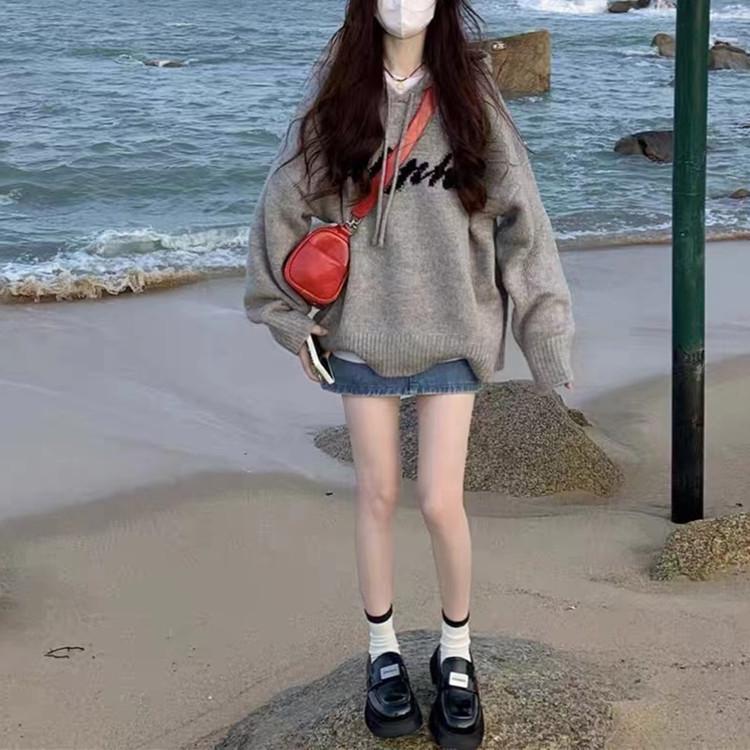 Women's Autumn/Winter 2024 Grey Knit Hoodie: Lazy Style, Loose Fit, Slimming Design