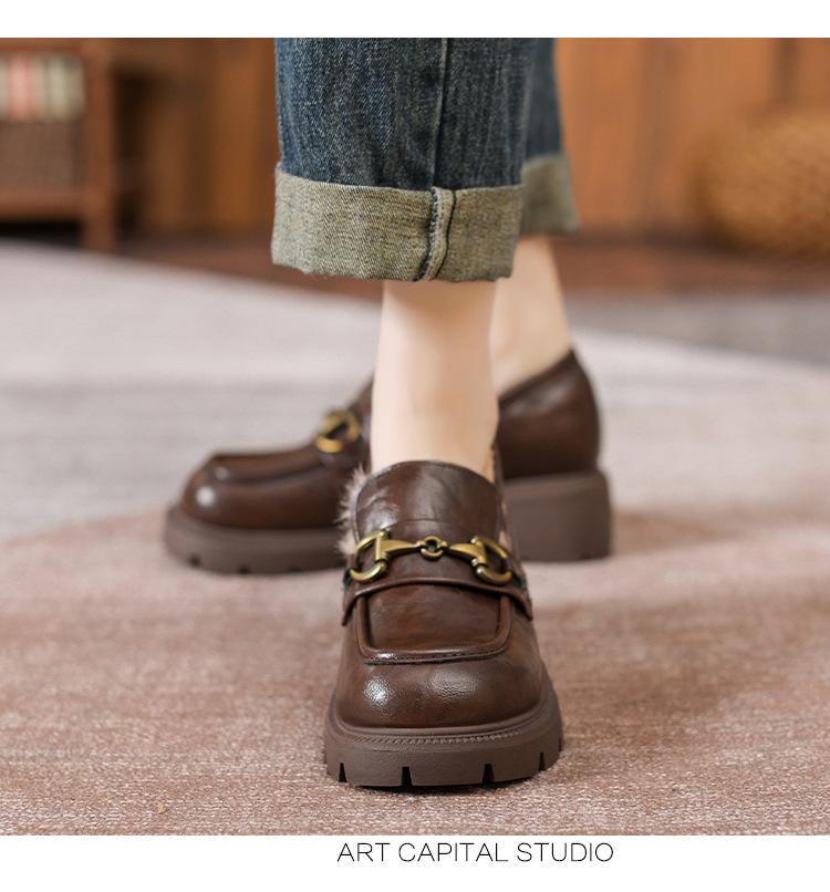 Platform women's autumn new velvet single shoes inner height increase small leather shoes small size 33